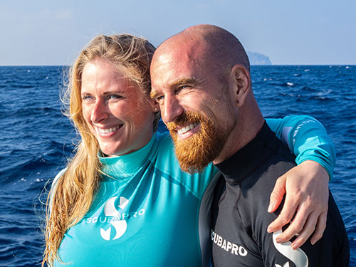 Divers David and Melanie Benz