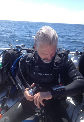 SCUBAPRO Global Dive Team Robert Quintana in a SCUBAPRO Wetsuit